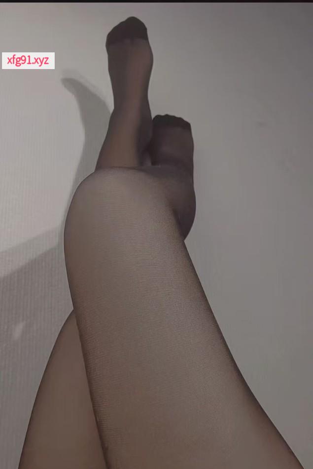 娇小玲珑的妹子 - 寻芳阁