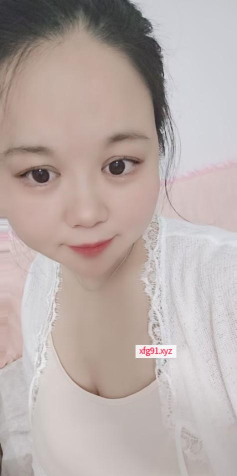 巨乳性价比少妇 - 寻芳阁