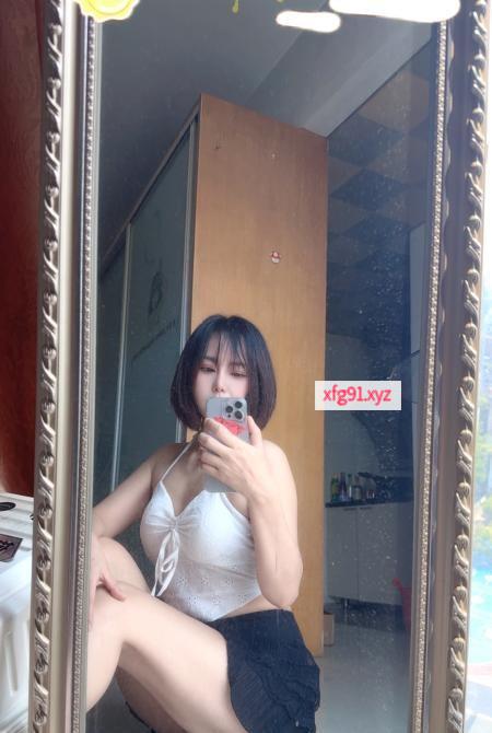 雨花短发御姐 - 寻芳阁