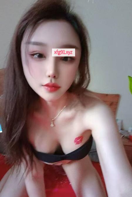 成华丹丹 - 寻芳阁
