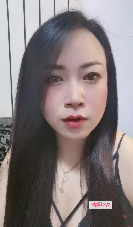 西青大胸骚妇 - 寻芳阁