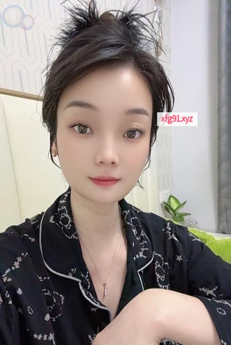 上城性感骚希希 - 寻芳阁