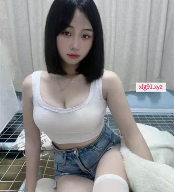 性感美乳紧致小骚货 - 寻芳阁