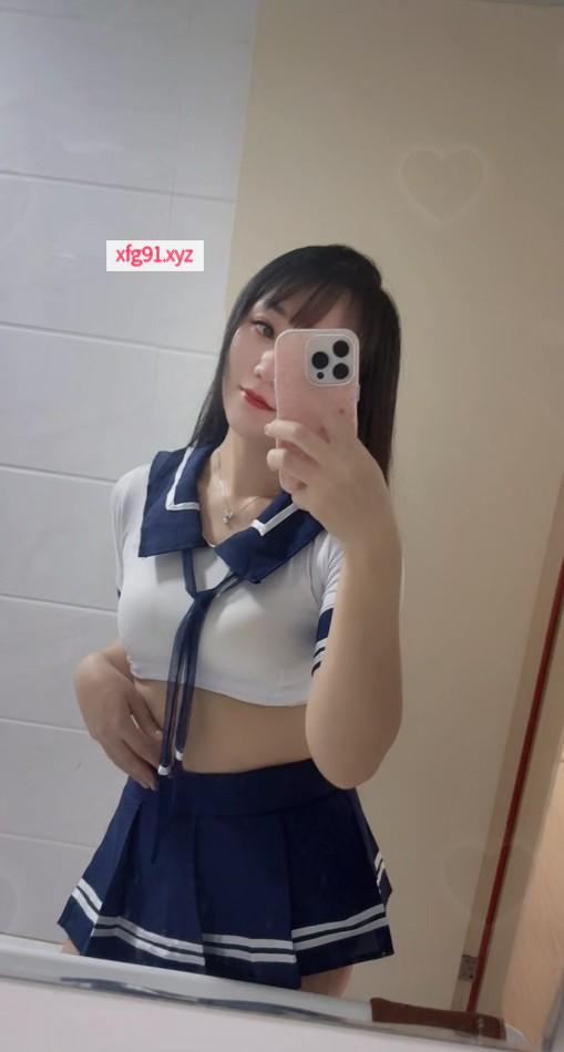 万象兼职少妇 - 寻芳阁
