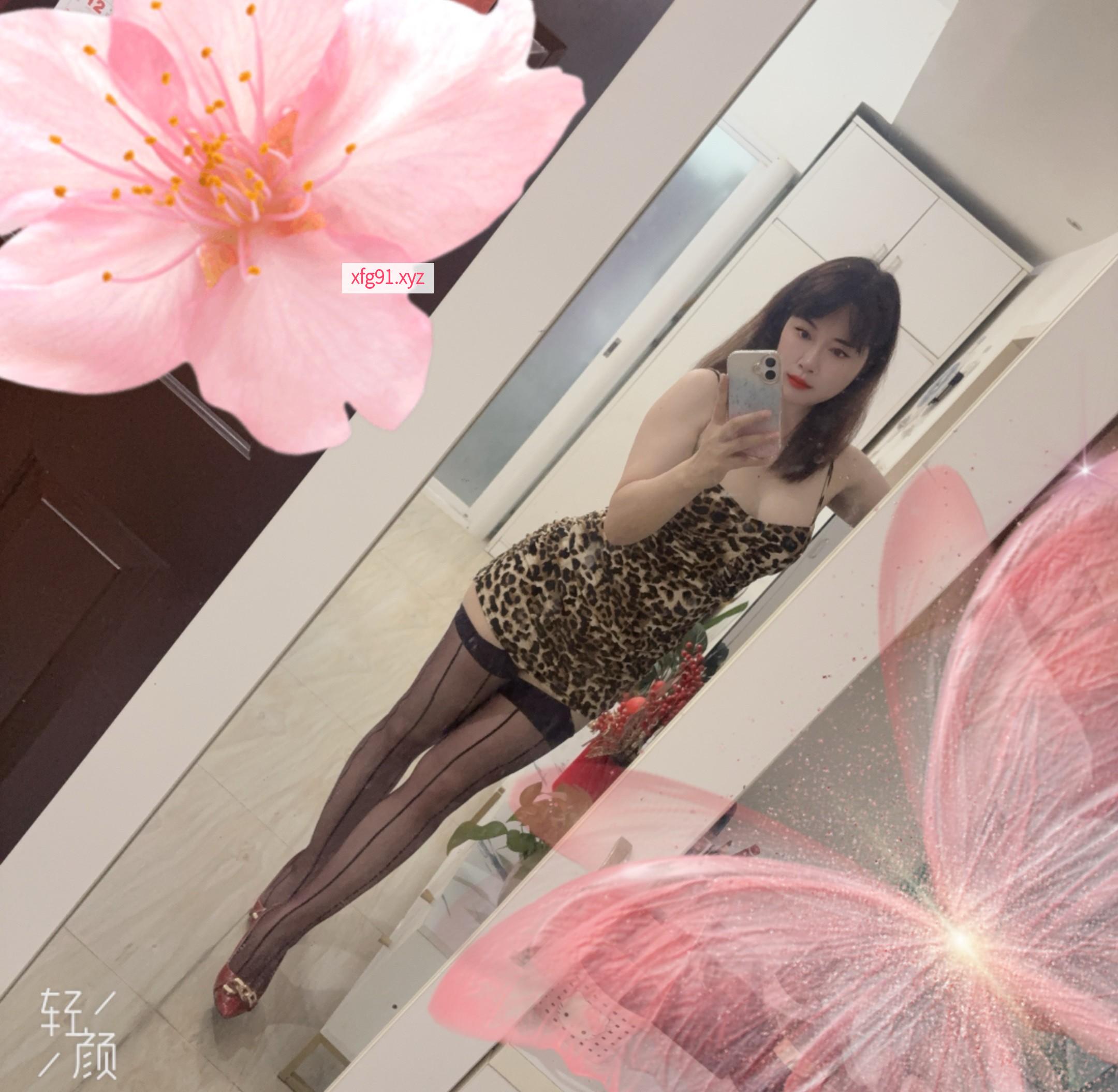 蜜桃骚臀玥玥 - 寻芳阁
