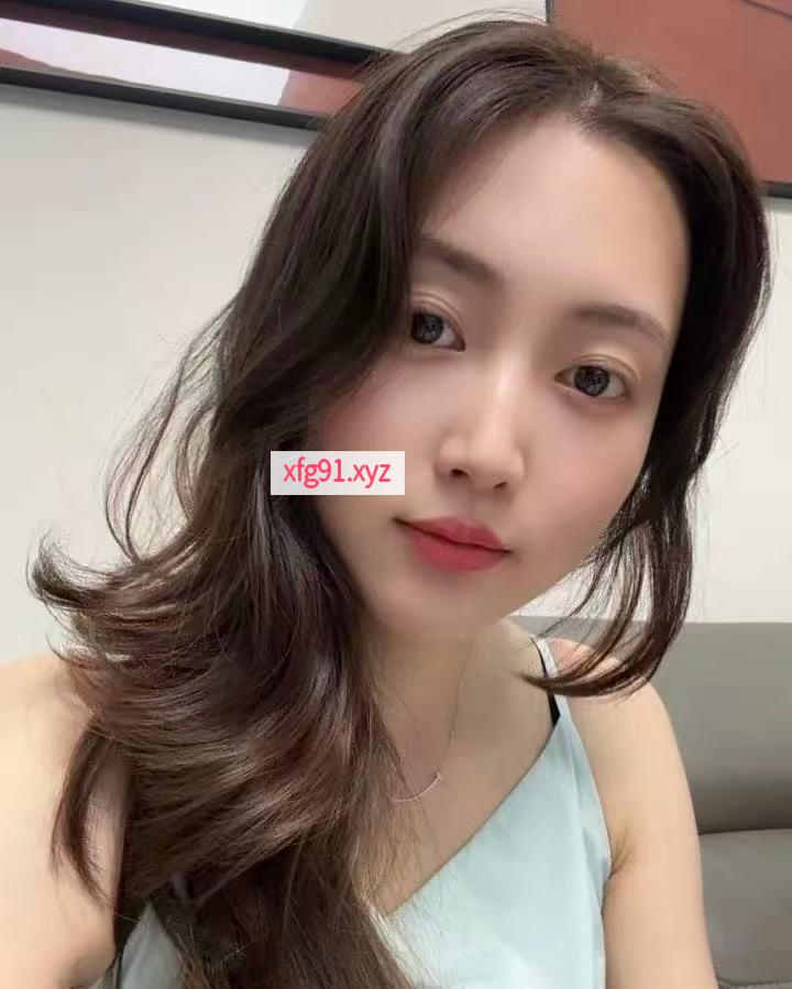 素颜小姐姐 - 寻芳阁