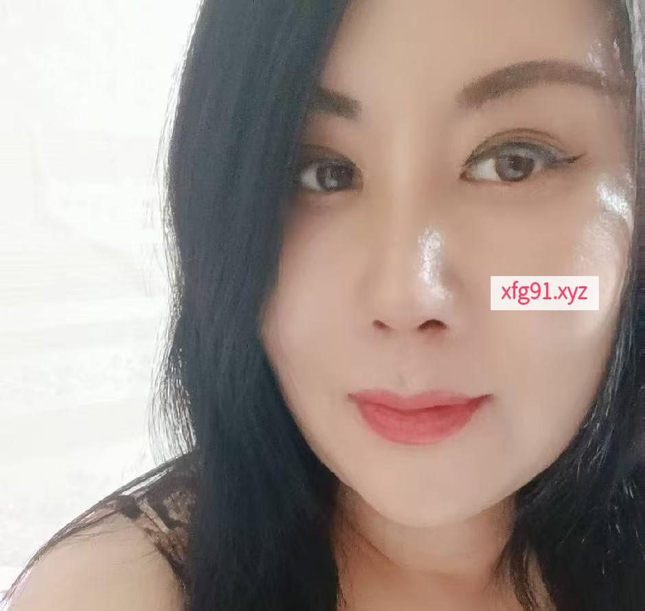 大兴新宫丰乳肥臀丰满熟女 - 寻芳阁