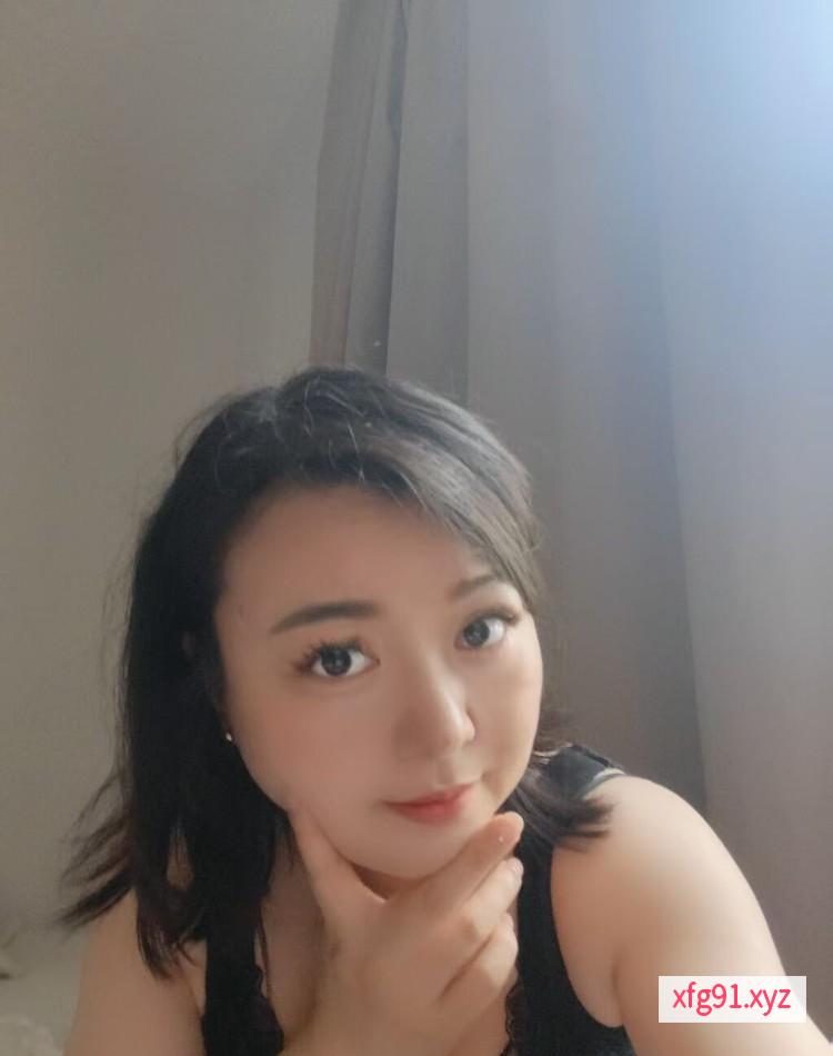 曹路会潮喷的少妇 - 寻芳阁