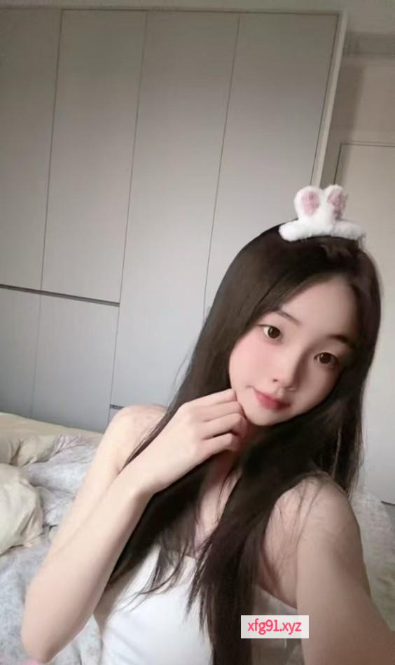 武汉性感小月 - 寻芳阁