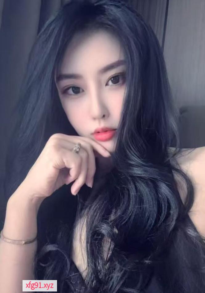 大长腿性感小姐姐 - 寻芳阁