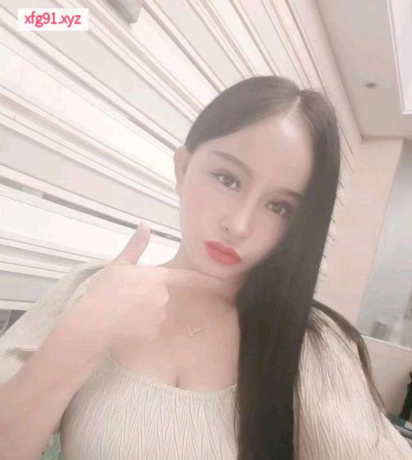 爱发骚的少妇 - 寻芳阁