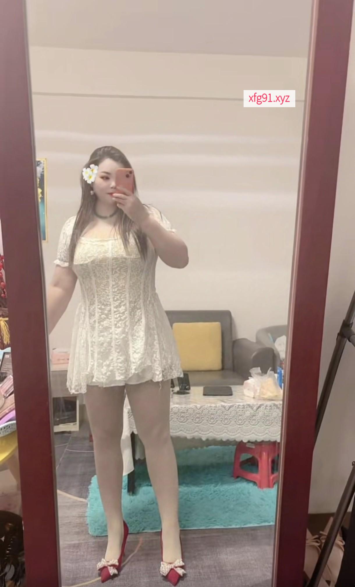 长安少妇 - 寻芳阁