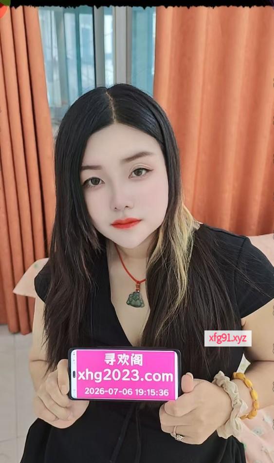 肥臀巨乳少妇 - 寻芳阁