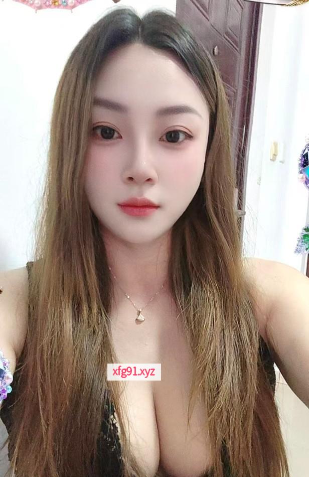 吴江黑丝翘臀少妇 - 寻芳阁