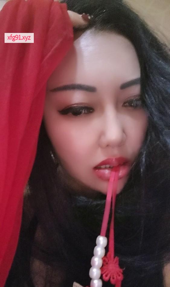 丰台大眼妹爱吃鸡 - 寻芳阁