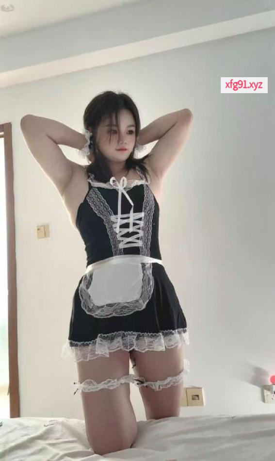 丰满笑笑 - 寻芳阁