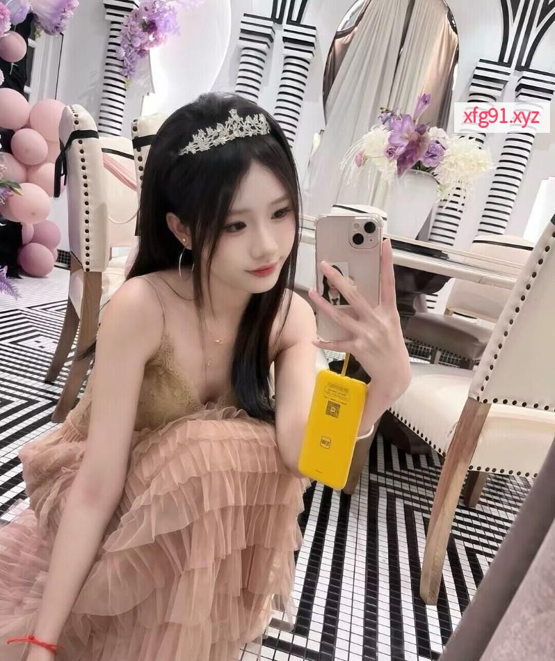 04刚下海嫩妹安妮 - 寻芳阁