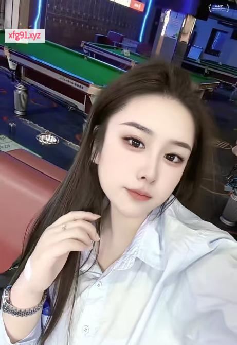 三通全能美女 - 寻芳阁