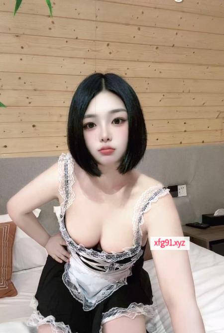 雨花舌吻短发妹 - 寻芳阁