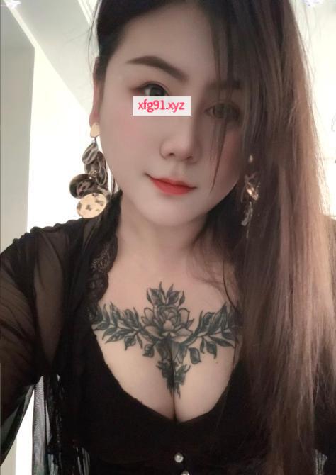 大波翘臀三通熟女 - 寻芳阁