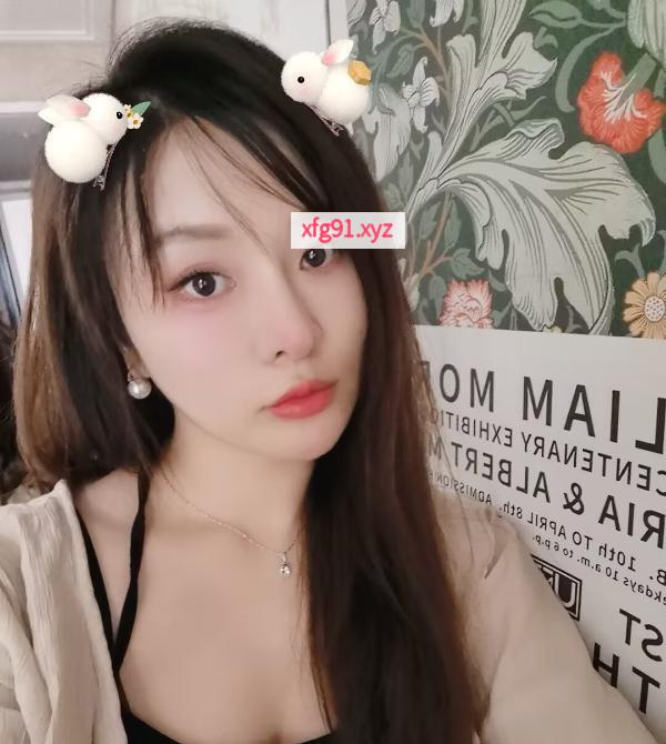 南宁瑜伽教练 - 寻芳阁