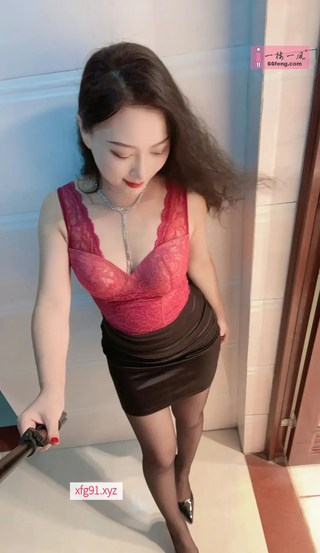 性感高挑少妇 - 寻芳阁