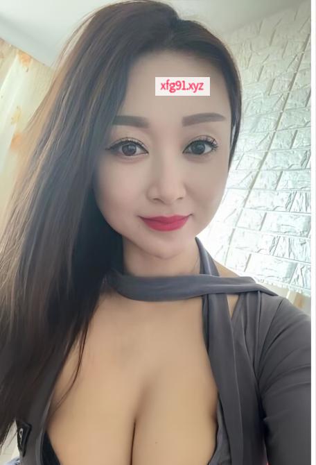 丰满熟女小洋人 - 寻芳阁