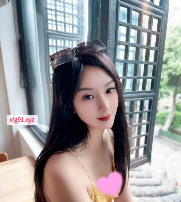 丰满超巨臀小果冻 - 寻芳阁