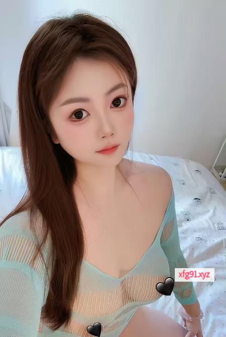 徐汇美乳颜值系小晴 - 寻芳阁