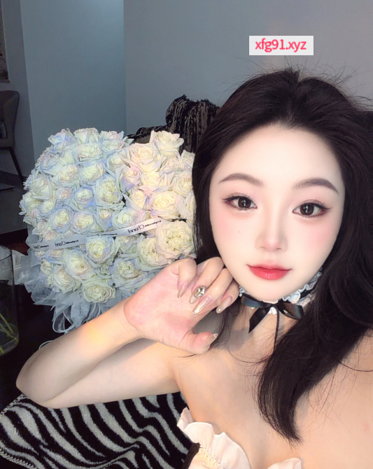 胸大可爱的甜妹妹 - 寻芳阁
