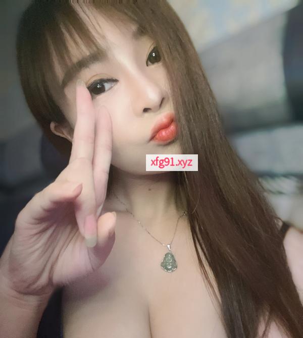 女友感爆棚大胸妹子 - 寻芳阁