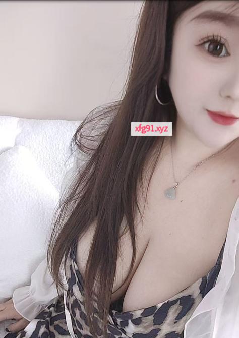 BBW大奶喷水 - 寻芳阁