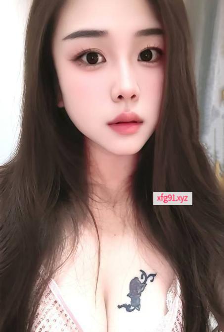 舌吻邻家女孩露露 - 寻芳阁