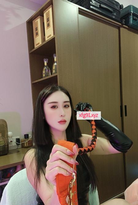 苏西女王 - 寻芳阁