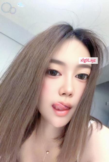 蜀山反差欲女 - 寻芳阁