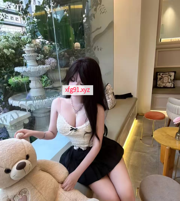 十八岁巨乳嫩妹 - 寻芳阁