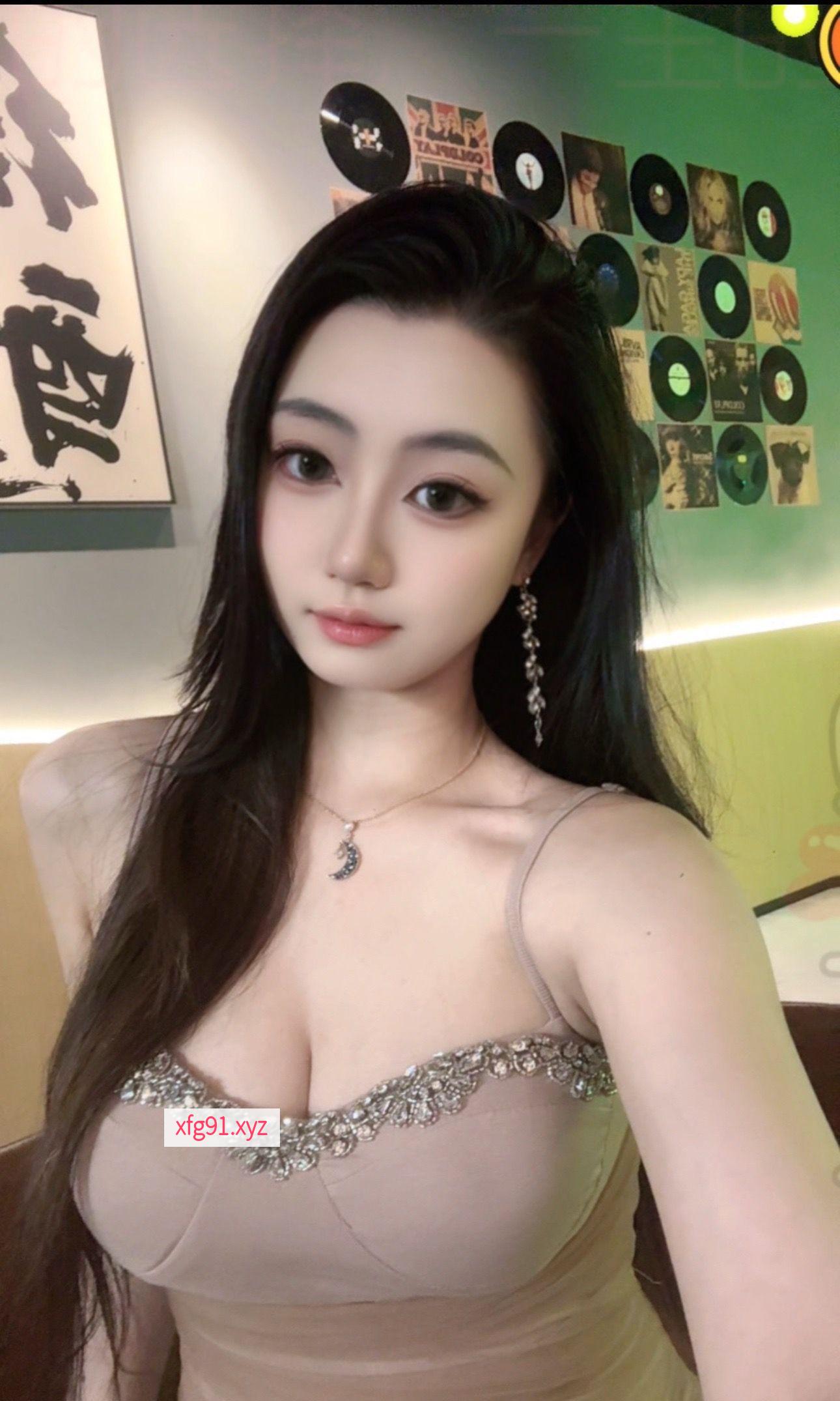 红豆豆 - 寻芳阁
