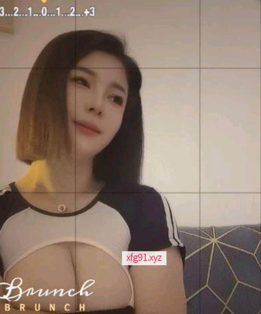 可角色扮演的御姐 - 寻芳阁