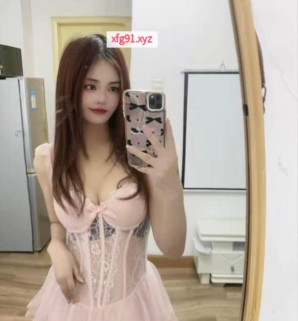 三点粉美女九儿 - 寻芳阁
