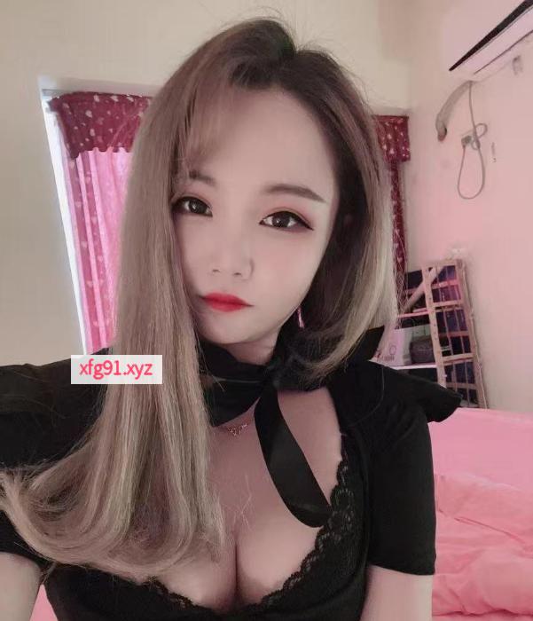 汉阳性感美腿小兮 - 寻芳阁