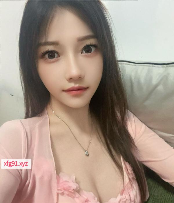 腰细臀翘风骚服务老师 - 寻芳阁