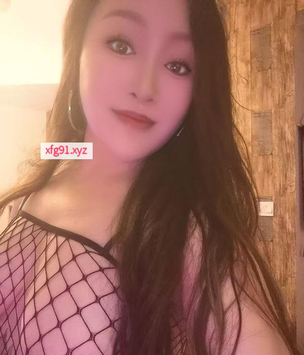 西大街白虎丽丽 - 寻芳阁