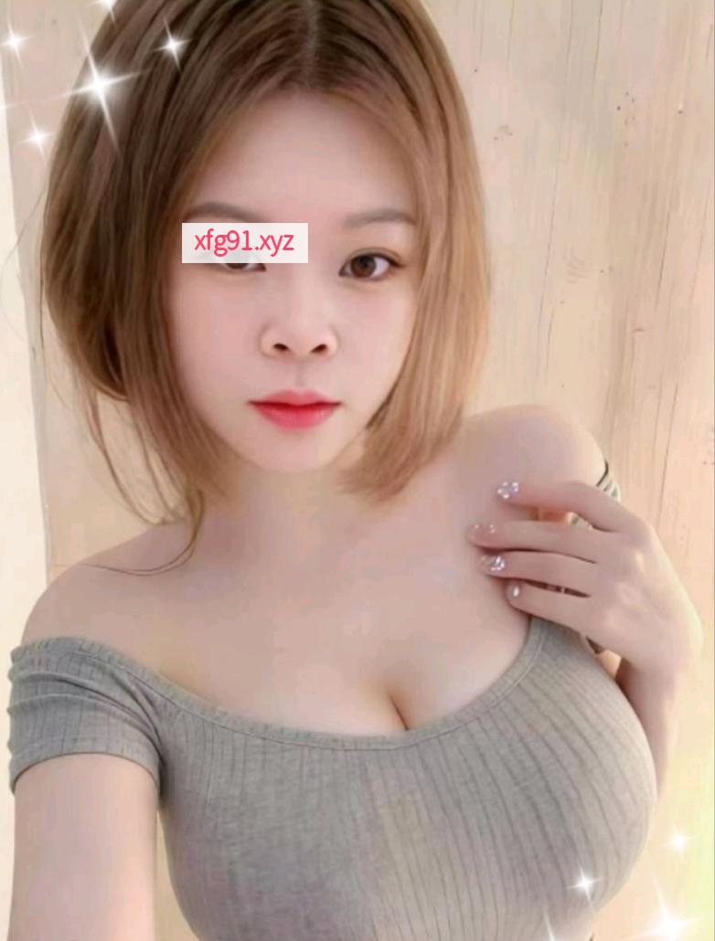 丰满水多的少妇菲菲 - 寻芳阁