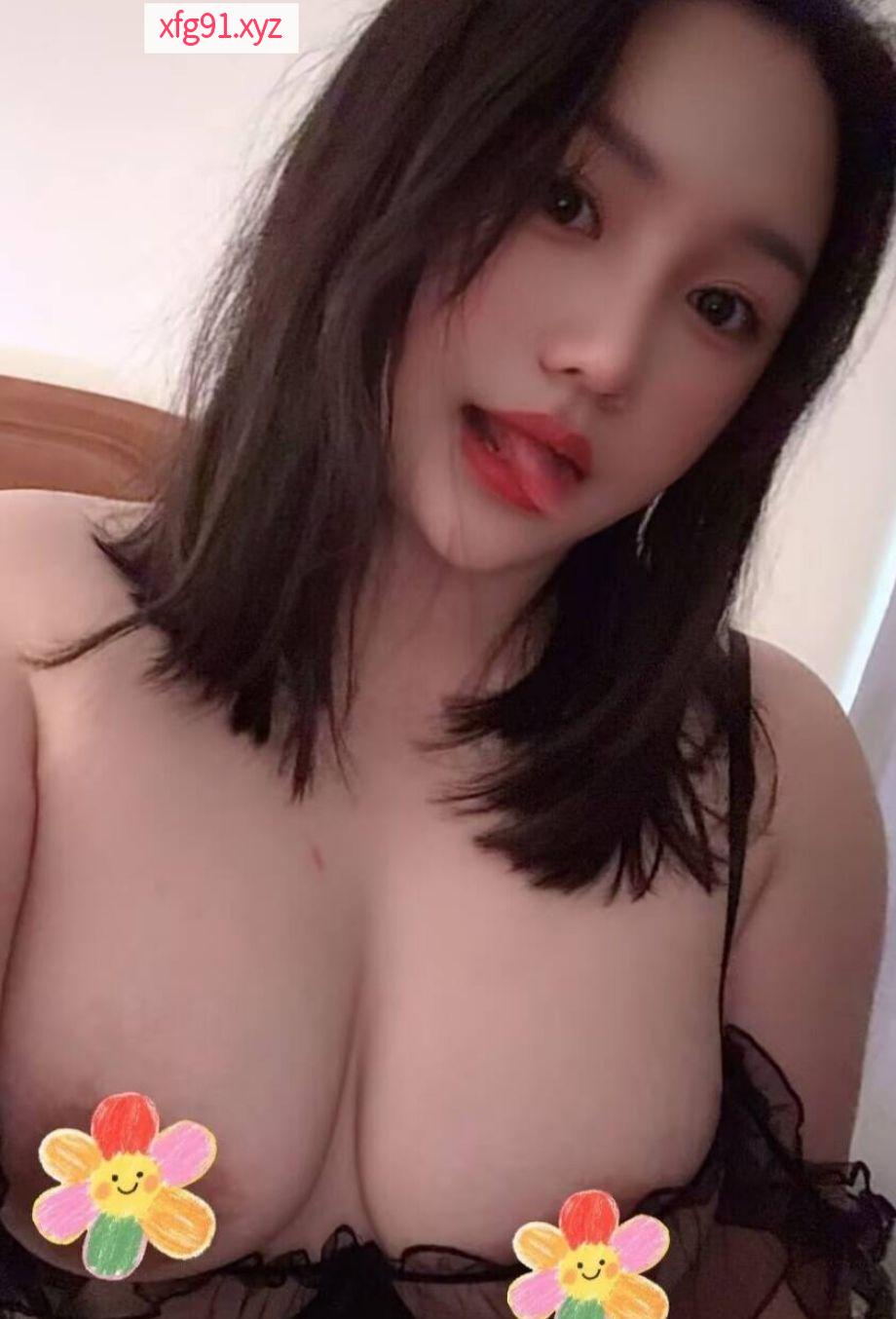体育馆骚货西西老师 - 寻芳阁