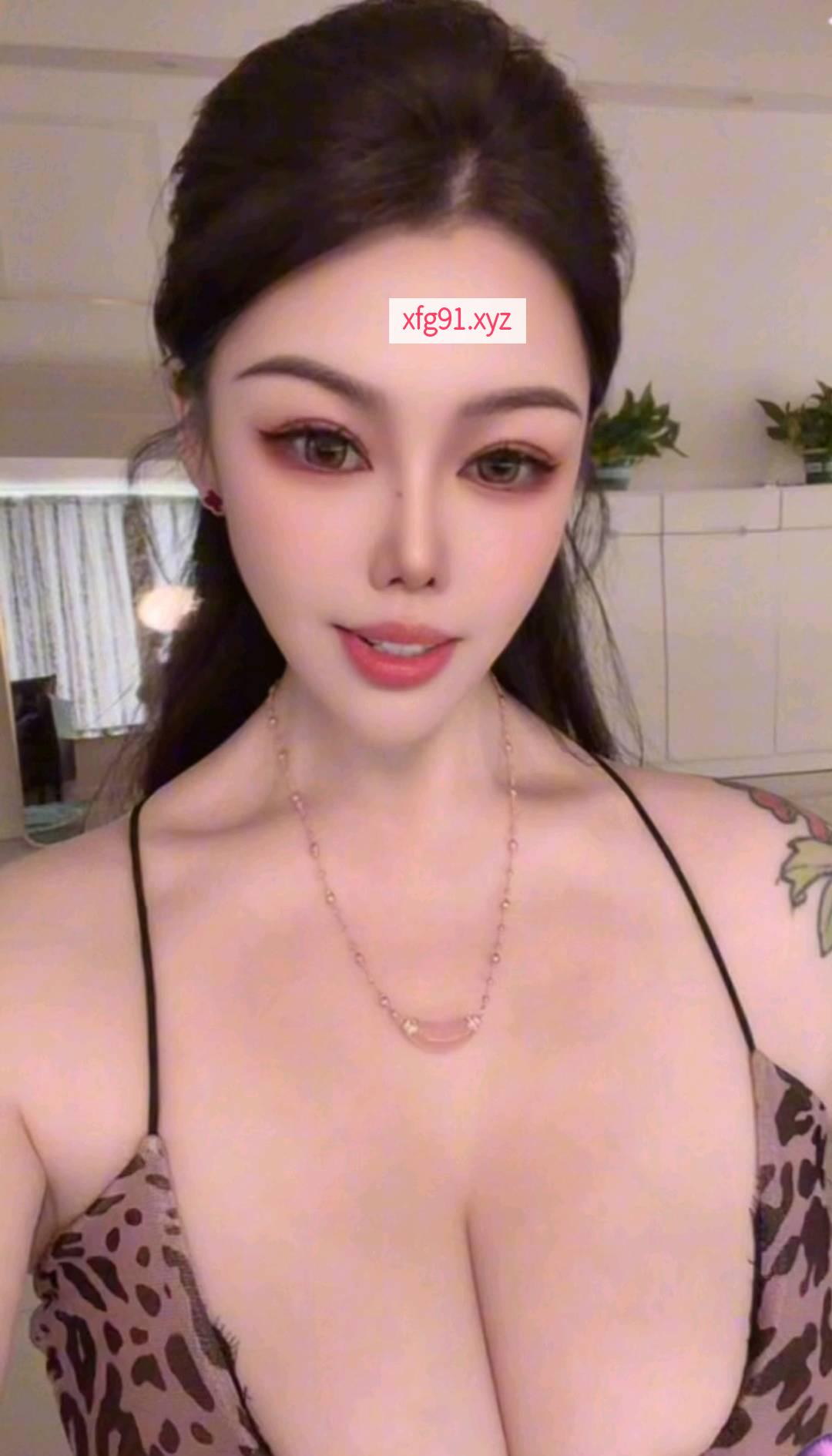 普陀极品沙漏型身材潮喷女 - 寻芳阁