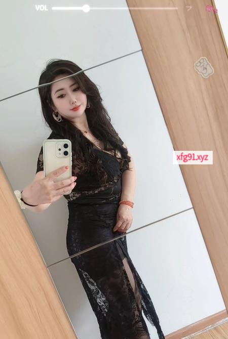 OL制服喷潮骚妇 - 寻芳阁