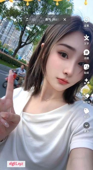 中原区小姐姐云云 - 寻芳阁