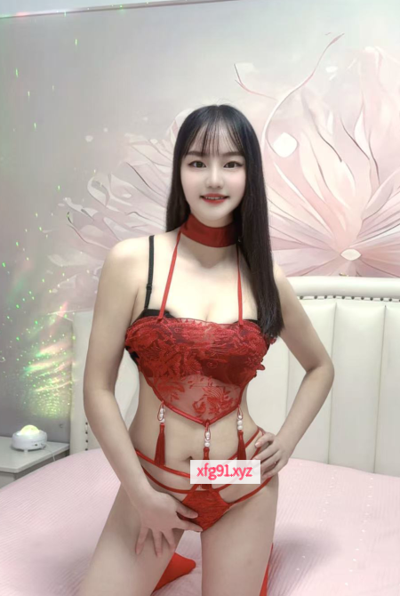 大馒头风骚小姐姐 - 寻芳阁