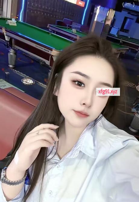 三通全能型极品美女 - 寻芳阁