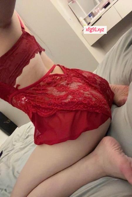 制服调情少妇在兼职 - 寻芳阁